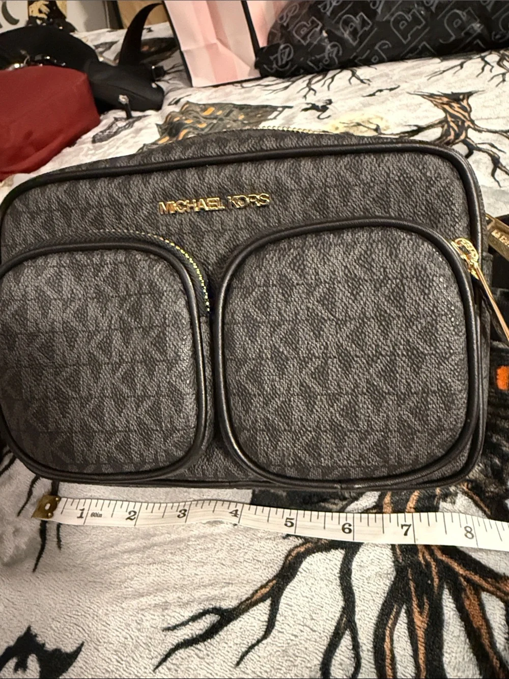 Michael Kors compact michael